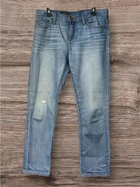 Like new! Women's Blue Slim Broken-in Boyfriend Jean In Light Mackie Wash